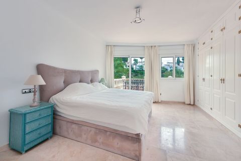 Villa i Calahonda, Malaga, Calahonda - € 999 000 | Ref: R5274169 - foto 13