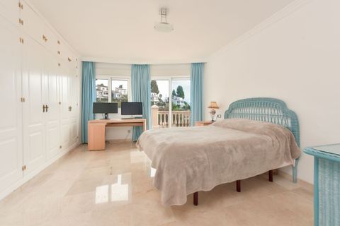Villa i Calahonda, Malaga, Calahonda - € 999 000 | Ref: R5274169 - foto 14