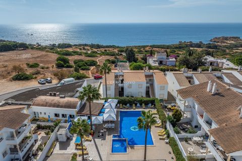 Lejlighed i Albufeira, Faro, Albufeira - € 489.000 | Ref: CNA3318 - foto 1