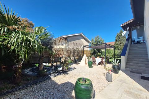 Villa a Chasse-Sur-Rhone, Isere, Chasse-Sur-Rhone - € 385.000 | Ref: 85796716 - foto 20