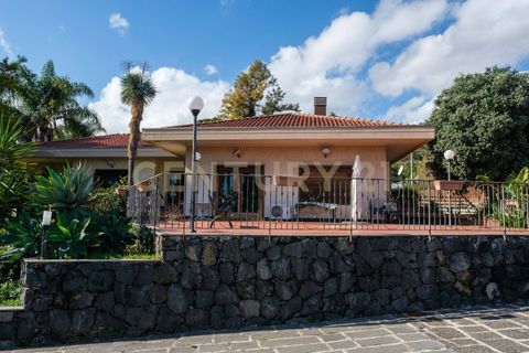 Villa a Catania, Catania, Catania - € 1.050.000 | Ref: 012-022 - foto 13