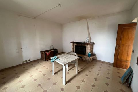 Villa a Collesalvetti, Livorno, Collesalvetti - € 150.000 | Ref: 2026Li002 - foto 2