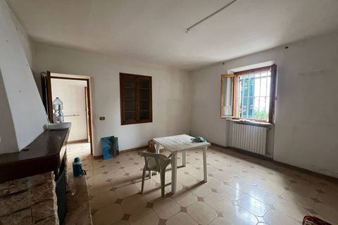 Villa a Collesalvetti, Livorno, Collesalvetti - € 150.000 | Ref: 2026Li002 - foto 4