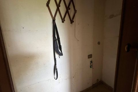 Villa a Collesalvetti, Livorno, Collesalvetti - € 150.000 | Ref: 2026Li002 - foto 12