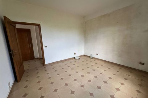 Villa a Collesalvetti, Livorno, Collesalvetti - € 150.000 | Ref: 2026Li002 - foto 17
