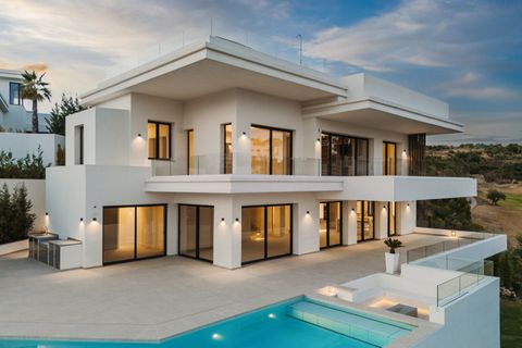 Villa i Estepona, Malaga - foto 1