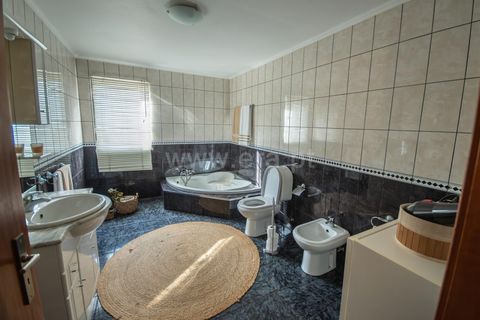 Villa a Horta, Faial, Horta - € 450.000 | Ref: 374250316 - foto 11