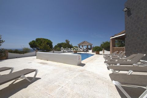 Villa a Estepona, Malaga, Estepona - € 1.095.000 | Ref: HFMl3975967 - foto 5
