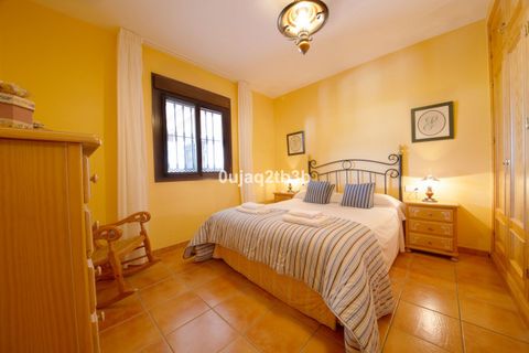 Villa a Estepona, Malaga, Estepona - € 1.095.000 | Ref: HFMl3975967 - foto 14