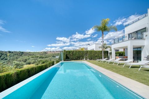 Villa a Estepona, Malaga, Estepona - € 1.390.000 | Ref: HFMs645175 - foto 5