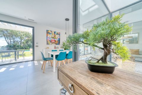 Villa a Estepona, Malaga, Estepona - € 1.390.000 | Ref: HFMs645175 - foto 15