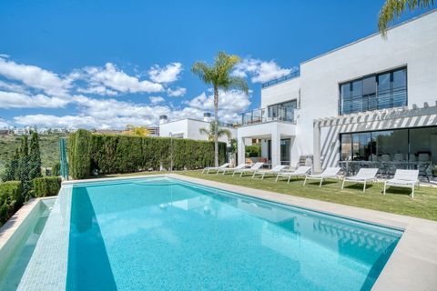 Villa a Estepona, Malaga, Estepona - € 1.390.000 | Ref: HFMs645175 - foto 37