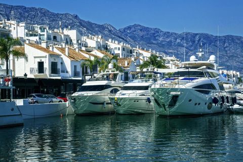 Byhus i Marbella, Malaga, Marbella - € 1.400.000 | Ref: HFMs674148 - foto 29