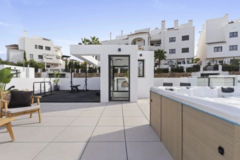 Villa a Estepona, Malaga, Estepona - € 1.495.000 | Ref: HFMs646438 - foto 4