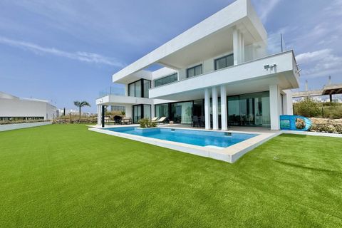 Villa a Estepona, Malaga, Estepona - € 2.980.000 | Ref: HFMs673773 - foto 41
