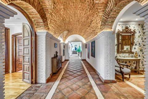 Finca i Marbella, Malaga, Marbella - € 7.975.000 | Ref: BHHS-MAR-0137 - foto 9