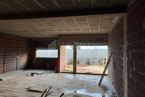 Villa i Aveiro, Aveiro, Aveiro - € 370.000 | Ref: CAS_76 - foto 2