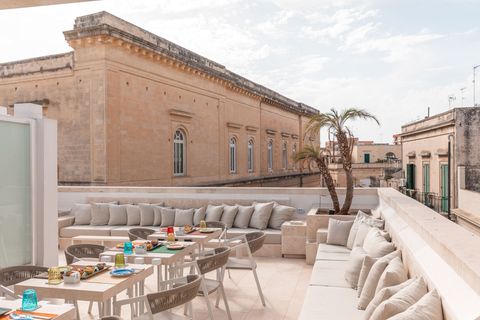 Villa a Lecce, Lecce, Lecce - € 2.400.000 | Ref: 2400PalazzoLecce - foto 3