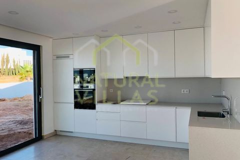Villa i Guia, Faro, Guia - € 1.480.000 | Ref: V40011_VEND - foto 6