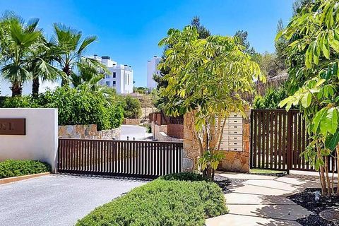 Villa i Orihuela, Alicante, Orihuela - € 950.000 | Ref: MLSC6840527/13477 - foto 32