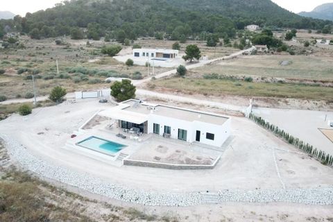 Villa i Pinoso, Alicante, Pinoso - € 350.000 | Ref: MLSC3345262/13477 - foto 19