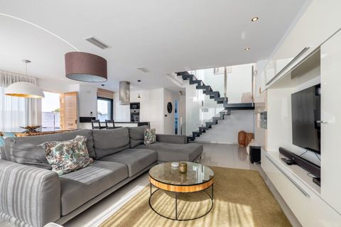 Villa a Almoradi, Alicante, Almoradi - € 499.500 | Ref: MLSC437221/13477 - foto 3