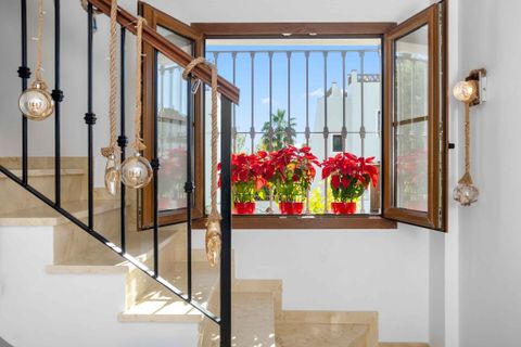 Villa a Estepona, Malaga, Estepona - € 1.199.000 | Ref: DPIc346764 - foto 13