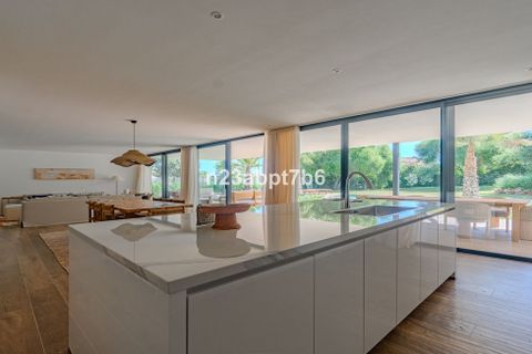 Villa a Sotogrande, Cadiz, Sotogrande - € 2.850.000 | Ref: DPIc346765 - foto 4