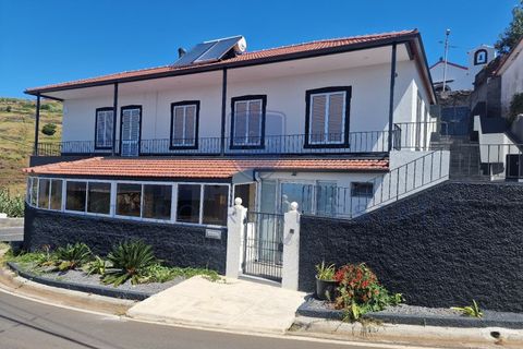 Villa i Calheta, Madeira, Calheta - € 435.000 | Ref: F733 - foto 1