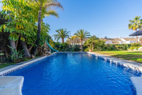 Villa a La Atalaya, Malaga, La Atalaya - € 1.695.000 | Ref: R5273989 - foto 31