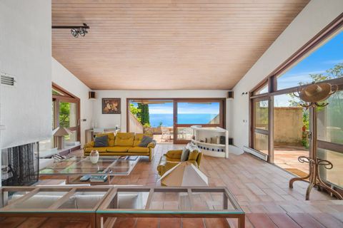 Villa i Roquebrune-Cap-Martin, Alpes-Maritimes, Roquebrune-Cap-Martin - € 2.400.000 | Ref: HH-15378624 - foto 2