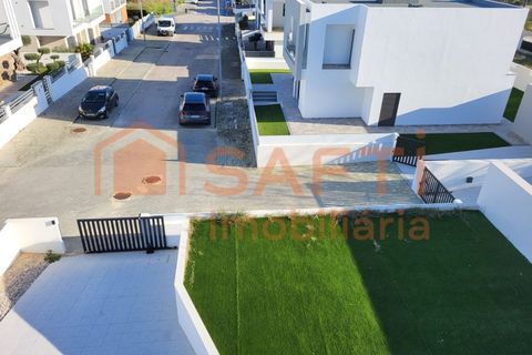 Villa i Corroios, Setubal, Corroios - € 765.000 | Ref: SAFTI:007573 - foto 31
