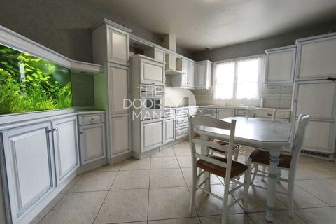 Villa a Mayenne, Mayenne, Mayenne - € 262.500 | Ref: 9406 - foto 2
