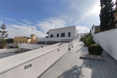 Villa i Torrevieja, Alicante, Torrevieja - € 665.000 | Ref: C-1173 - foto 6
