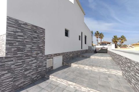 Villa i Torrevieja, Alicante, Torrevieja - € 665.000 | Ref: C-1173 - foto 8