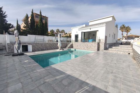 Villa i Torrevieja, Alicante, Torrevieja - € 665.000 | Ref: C-1173 - foto 1