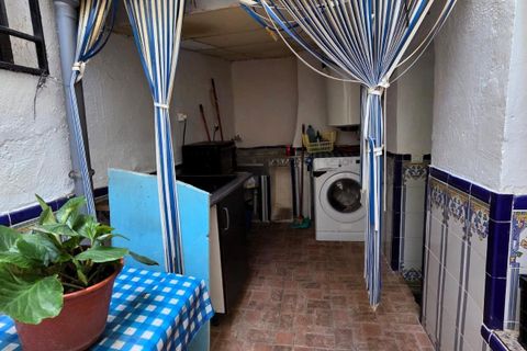 Villa a Albunuelas, Granada, Albunuelas - € 69.000 | Ref: L836 - foto 4
