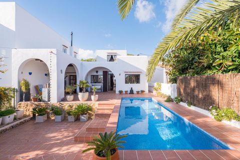 Villa i Santa Eulalia Del Rio, Ibiza, Santa Eulalia Del Rio - € 1.500.000 | Ref: 359 - foto 1
