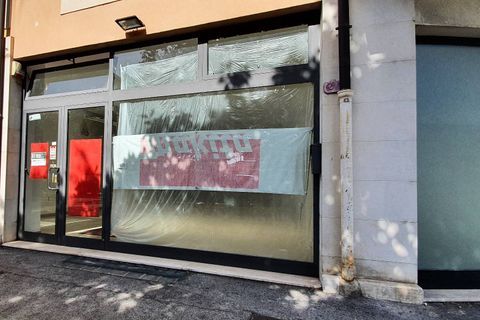 Erhvervsejendom i Ventimiglia, Imperia, Ventimiglia - € 210.000 | Ref: F159-749 - foto 2