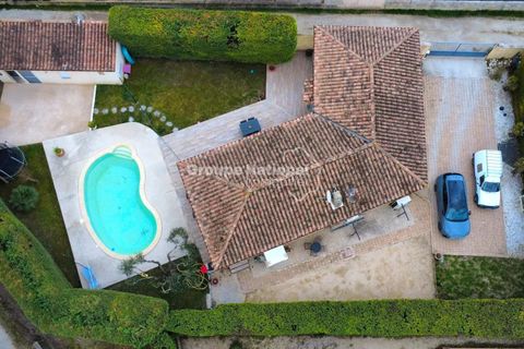 Villa a Les Angles, Gard, Les Angles - € 369.000 | Ref: NJ428 - foto 9