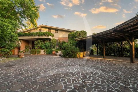 Villa i Lucca, Lucca, Lucca - € 1.650.000 | Ref: a1190rv30539 - foto 5