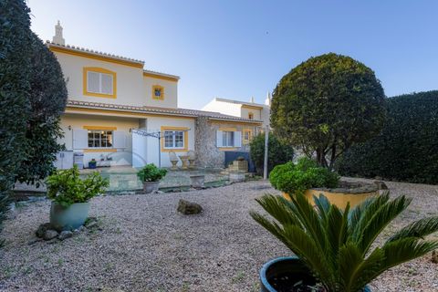 Villa i Luz, Faro, Luz - € 825.000 | Ref: V1881 - foto 2