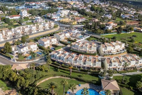 Villa i Luz, Faro, Luz - € 825.000 | Ref: V1881 - foto 37