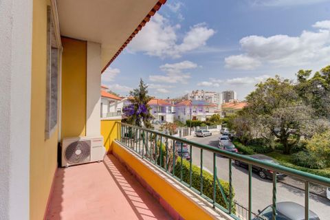 Villa a Alges, Lisbon, Alges - € 1.000.000 | Ref: BAT03-011 - foto 3
