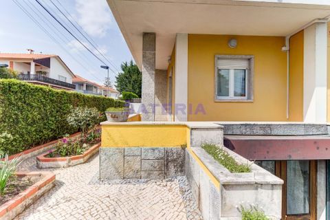 Villa a Alges, Lisbon, Alges - € 1.000.000 | Ref: BAT03-011 - foto 40