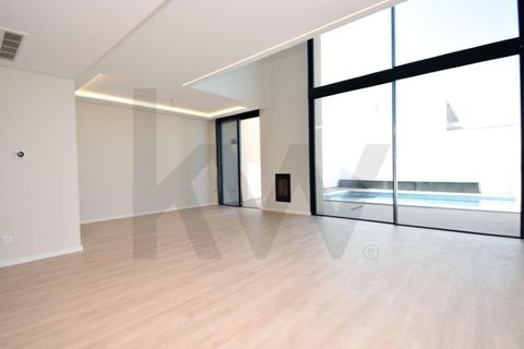Villa i Alcabideche, Lisbon, Alcabideche - € 1.850.000 | Ref: KWPT-013871 - foto 3
