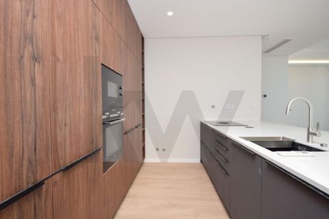 Villa i Alcabideche, Lisbon, Alcabideche - € 1.850.000 | Ref: KWPT-013871 - foto 5
