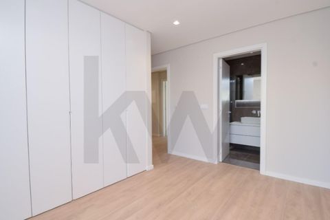 Villa i Alcabideche, Lisbon, Alcabideche - € 1.800.000 | Ref: KWPT-013877 - foto 24
