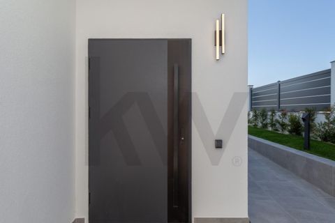 Villa i Alcabideche, Lisbon, Alcabideche - € 1.750.000 | Ref: KWPT-002094 - foto 3