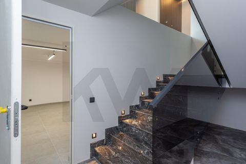 Villa i Alcabideche, Lisbon, Alcabideche - € 1.750.000 | Ref: KWPT-002094 - foto 23